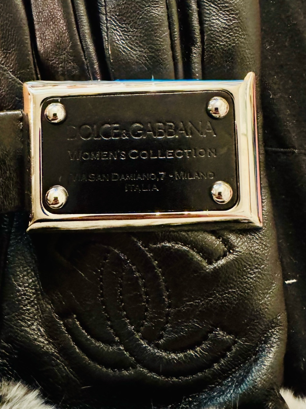Dolce & Gabbana Black Leather Women's belt with Branded Plaque